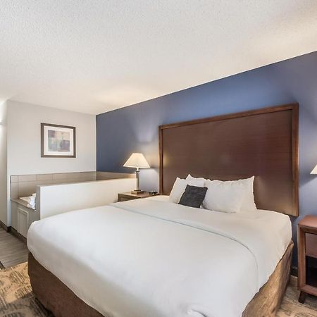 Red Lion Inn & Suites Sequim At Olympic National Park Exterior foto